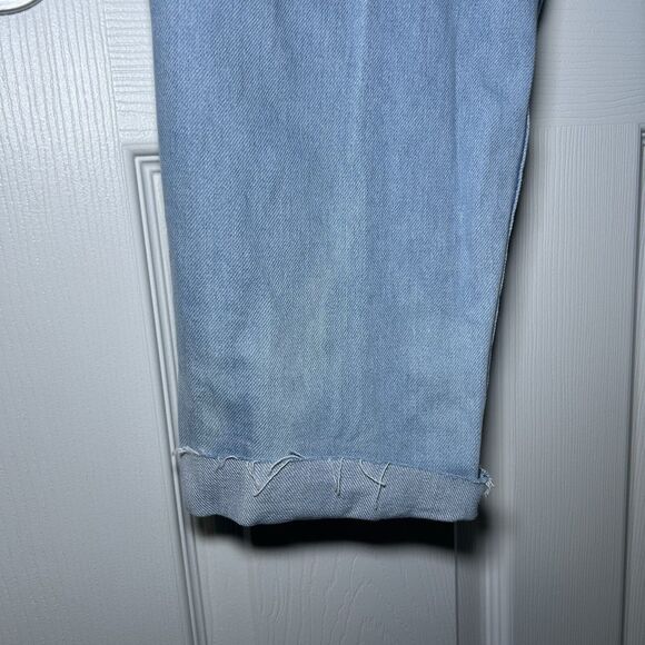 Ingrid & Isabel Maternity Light Wash Boyfriend Jeans Crossover Panel Size 8 NWT - Picture 6 of 7